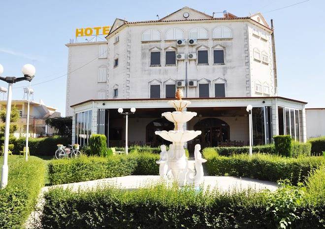 Hotel familja