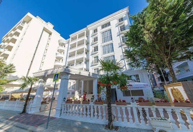 Esal hotel