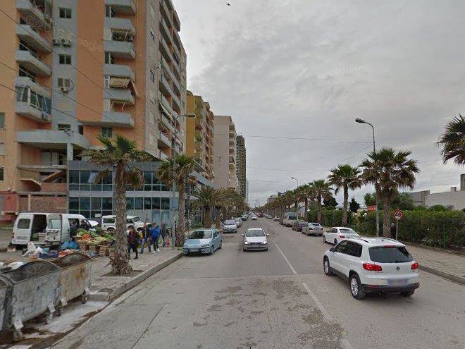 Nais beach durres