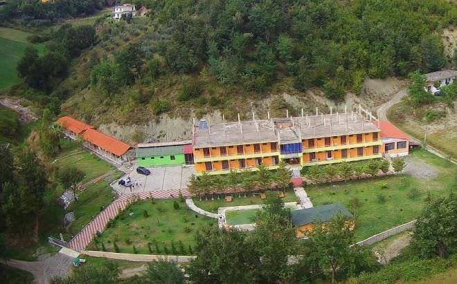 Hotel kurativ nazif cekrezi
