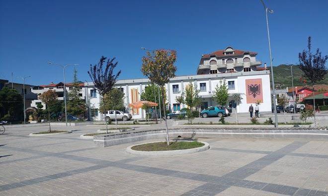 Hotel tomorri