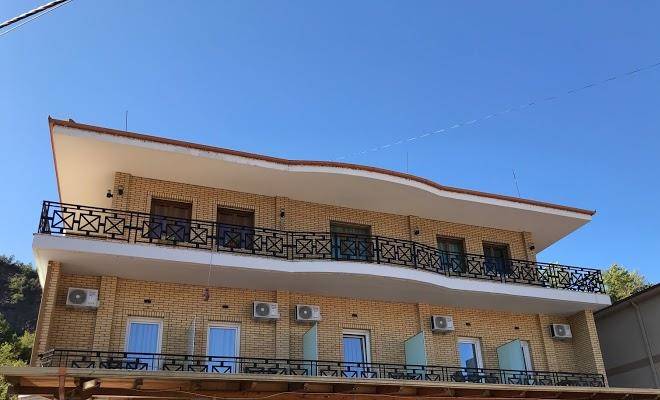 Hotel skura librazhd