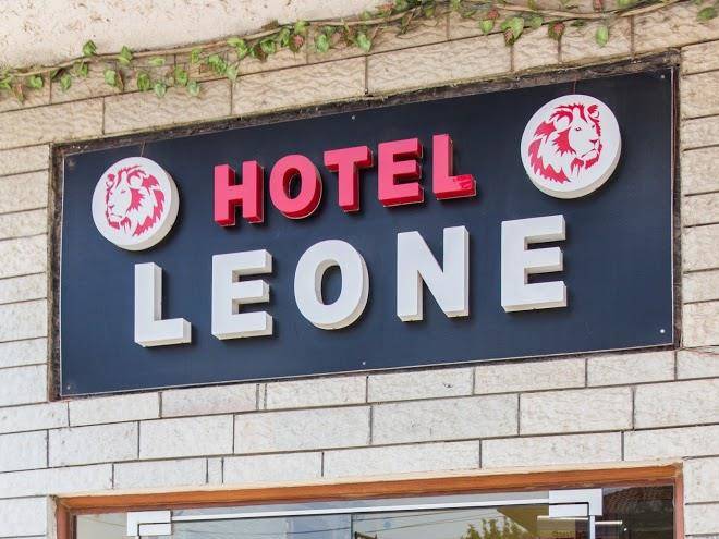 Hotel leone