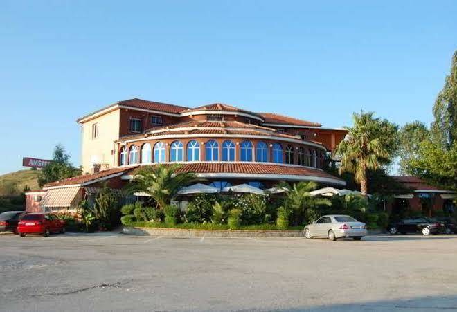 Hotel pilo lala