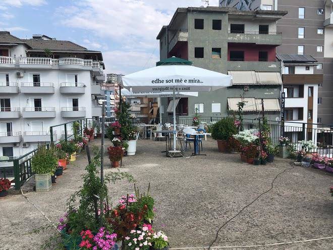 Hotel eden