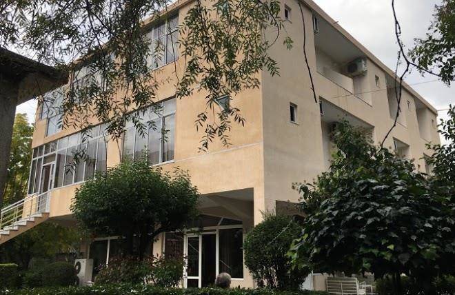 Hotel lulishte