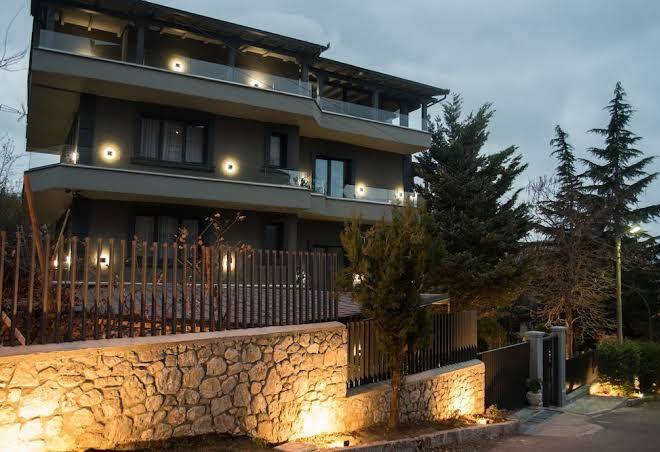 Dim's hotel