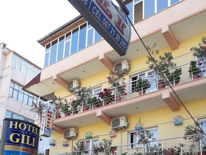 Hotel ne korce gili