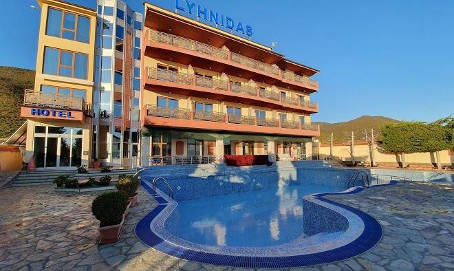 Kompleksi hotel lyhnidas
