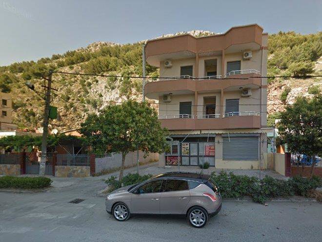 Nando palace