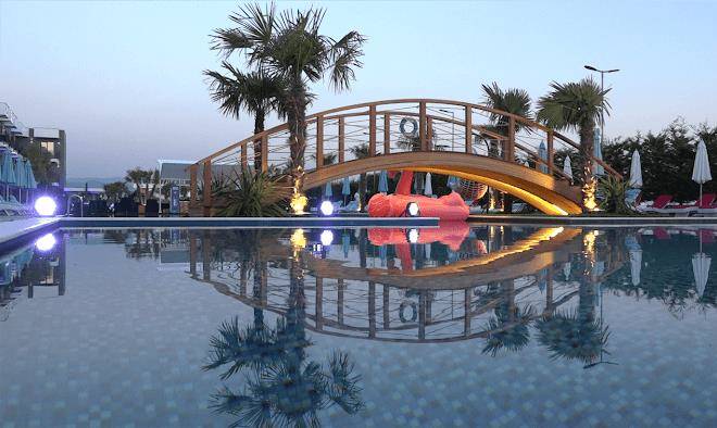 Nuevo deluxe resort