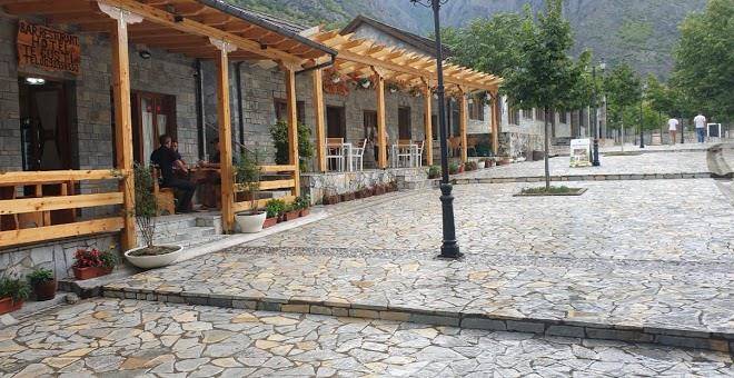 Bar Restaurant Hotel Te Gusti'' Image