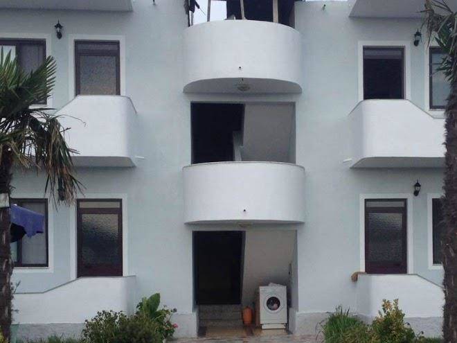 Hotel fahria velipoje