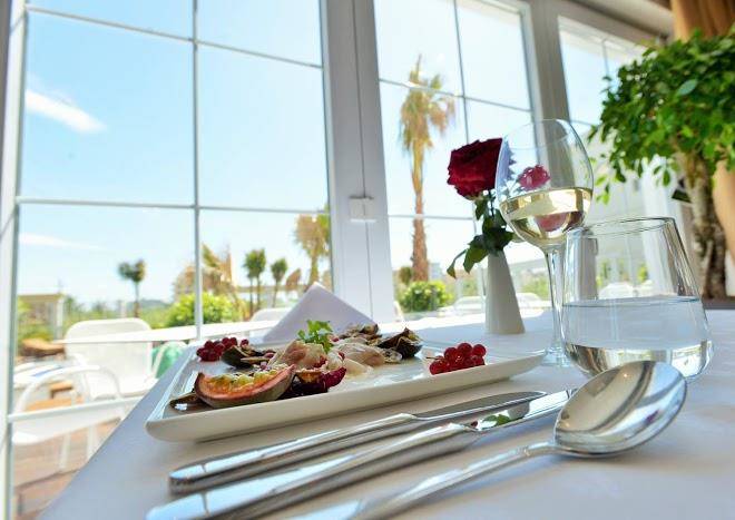 Flower hotel & spa