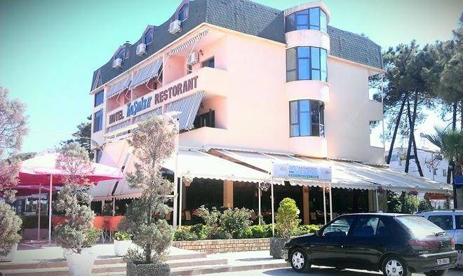 Hotel kosmira