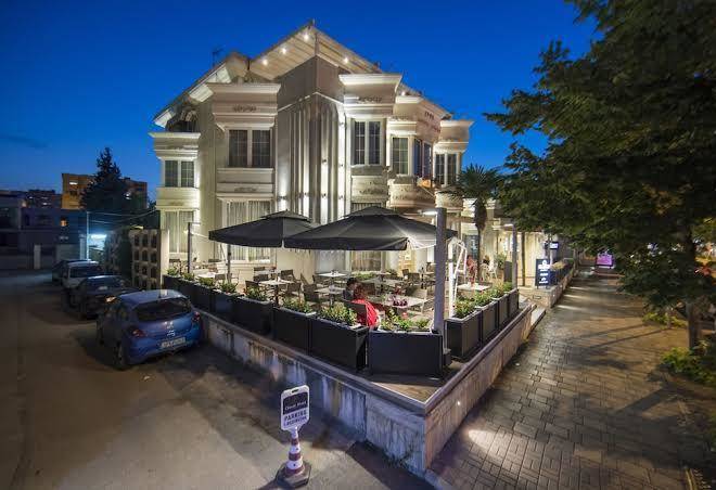 Classic Hotel Tirana Image