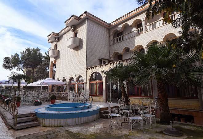 Ferrari hotel