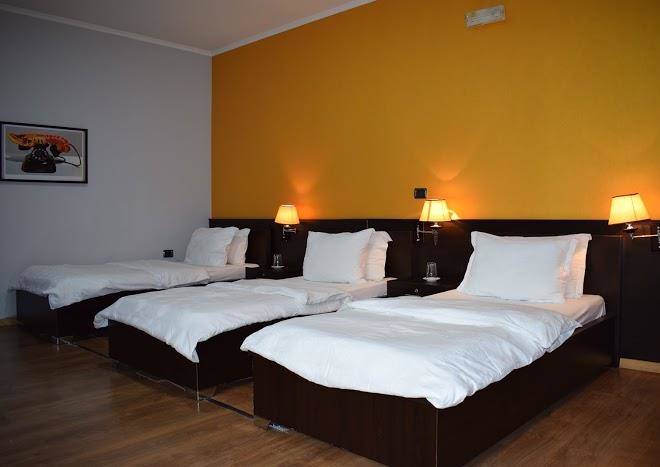 Hotel Ejna Center Image