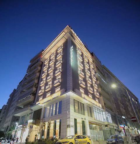 Light hotel