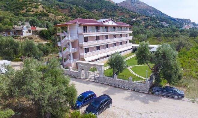 Hotel riviera borsh