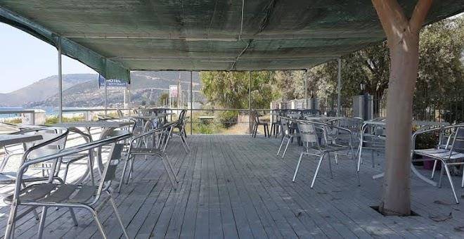 Juza hotel bar restorant
