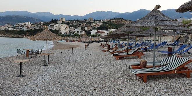 Kamping himara