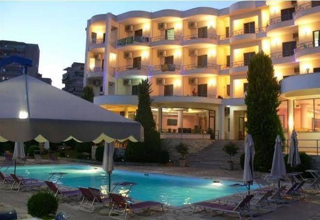 Hotel andon lapa i pare