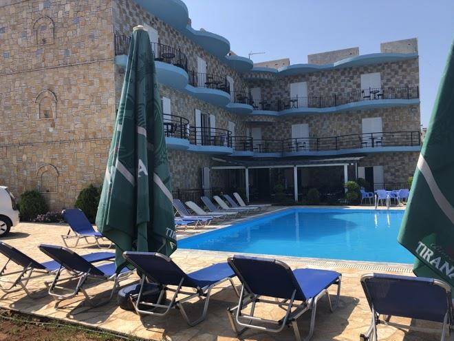 Hotel ariana