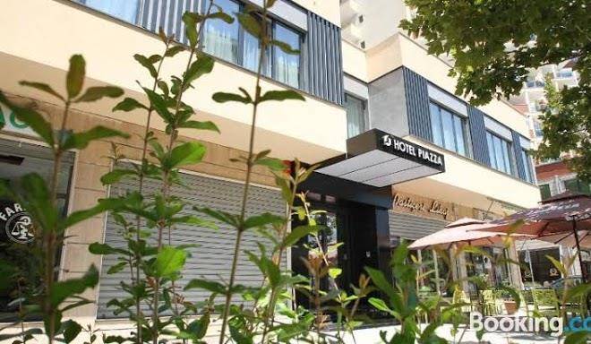 Hotel piazza