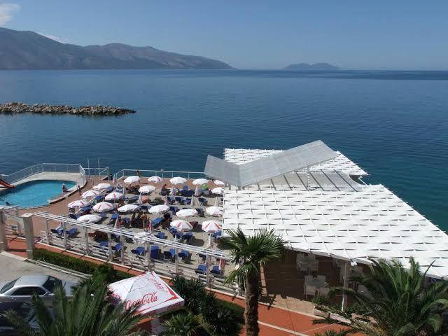 Paradise beach hotel
