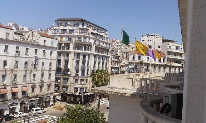 Hotel es safir