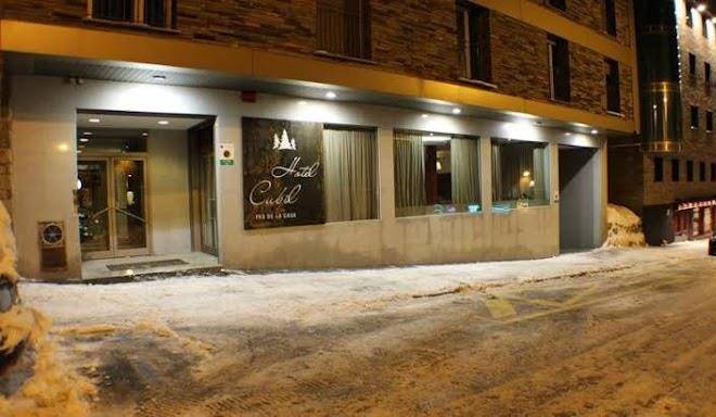 Hotel cubil
