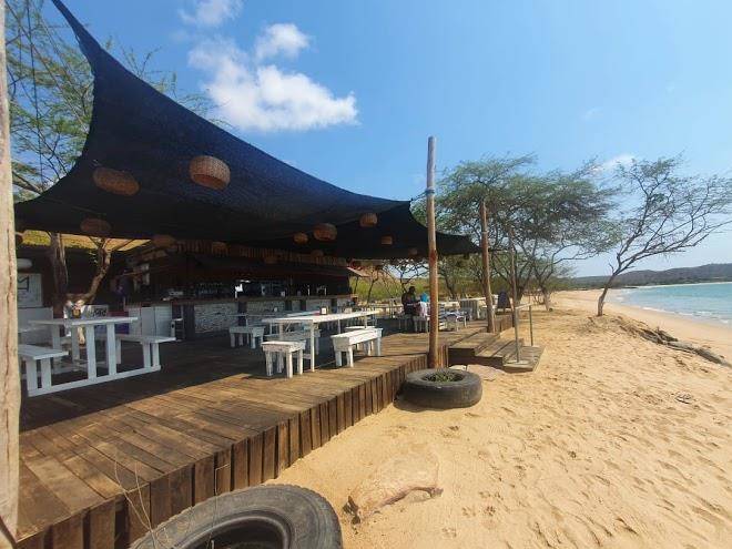 Queiroz point eco resort
