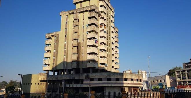 Iu hotel huambo