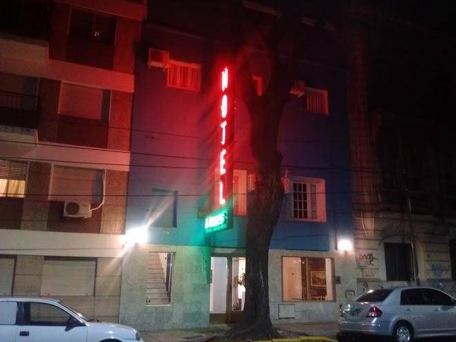 Hotel aries