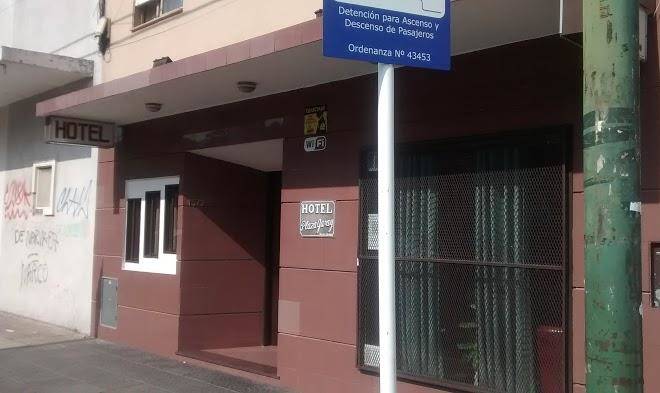 Hotel plaza garay