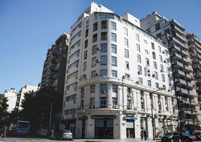 Ker urquiza hotel