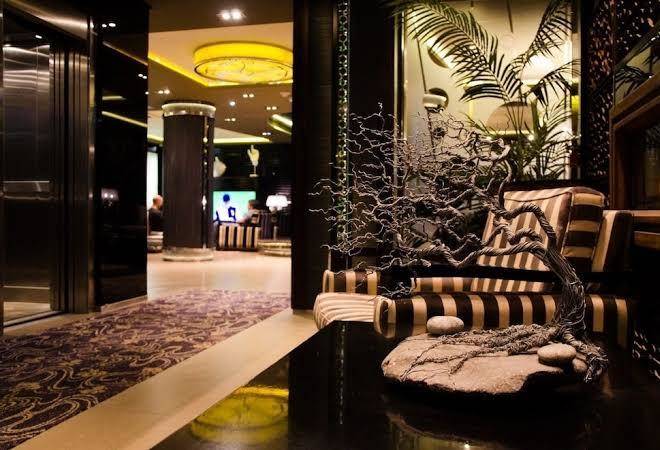 Lennox hotels