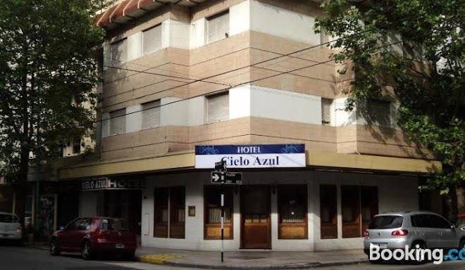 Hotel cielo azul