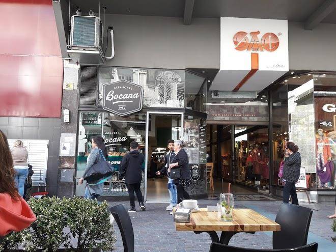 Sao medialunas y cafe
