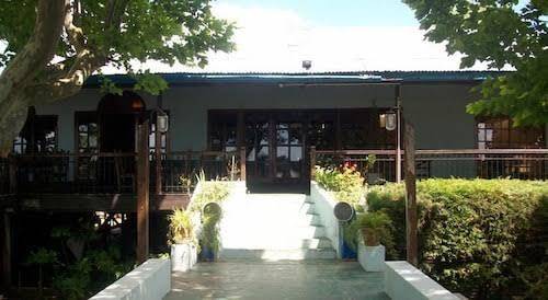 Rio laura delta lodge