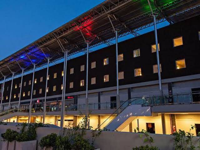 Ibis pilar