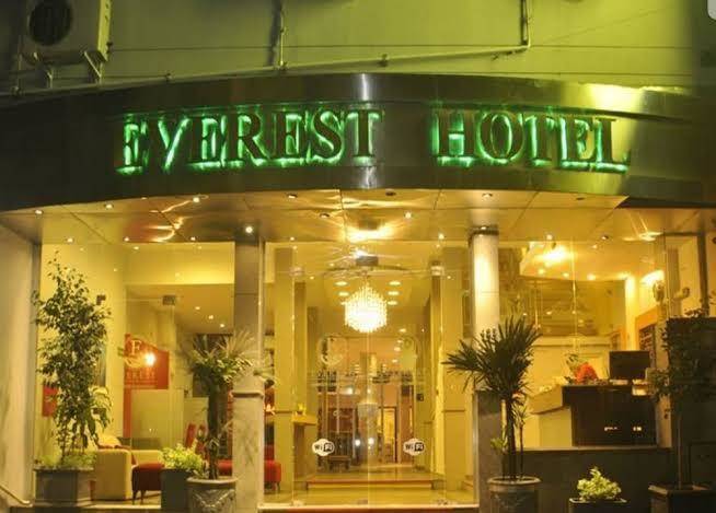 Everest hotel