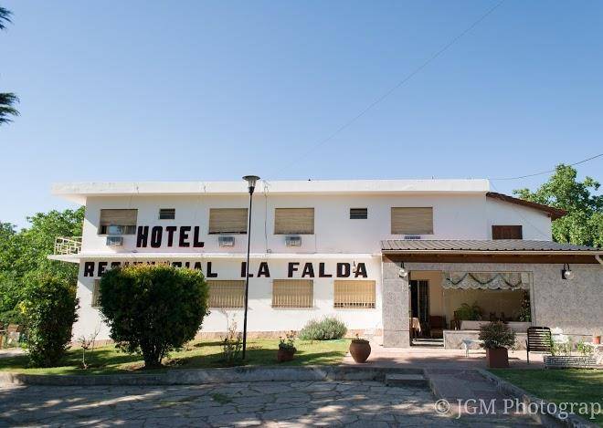 Hotel la falda