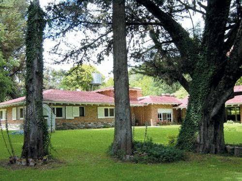 Hotel los mimbres