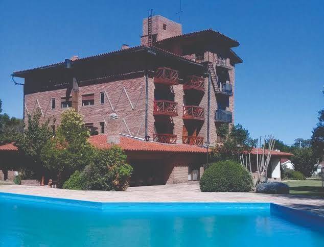 Kuntur hotel