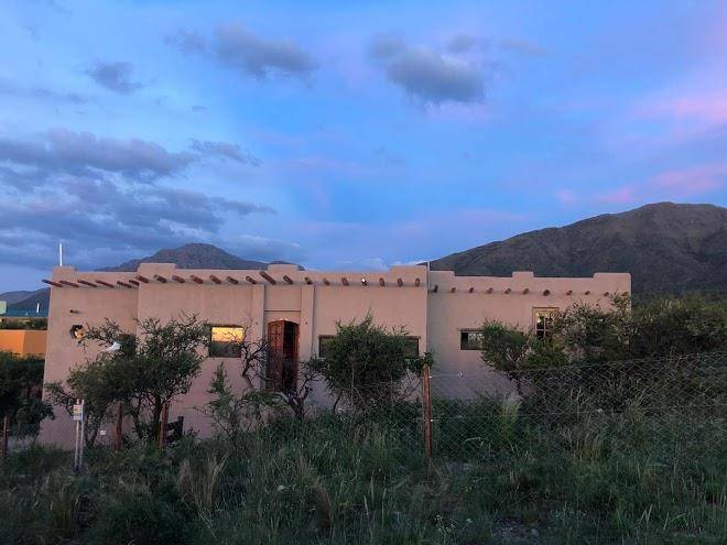 Taos pueblo cabanas de montana capilla del monte