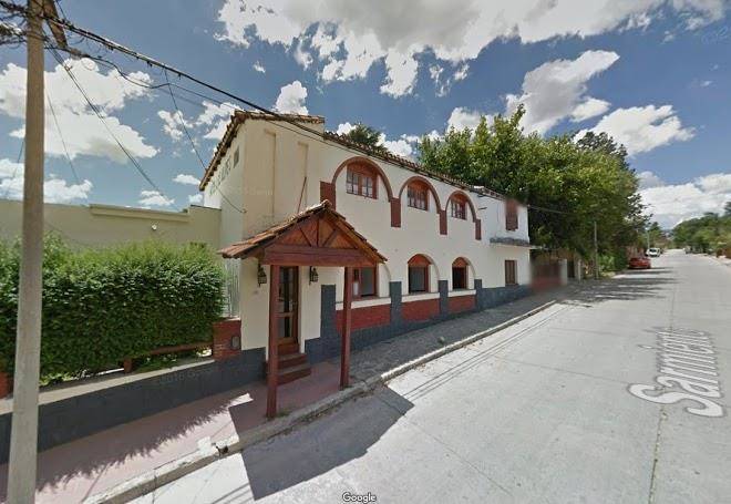 Hotel los alpes