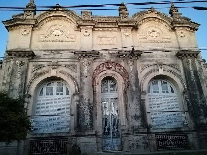 Eque pora hotel