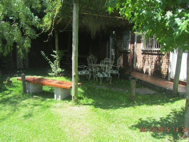 Cabanas cinco abejas